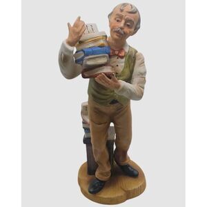 Vintage Lefton Librarian Man Holding Stack of Books Statue Marked‎ XU1479